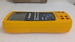 724